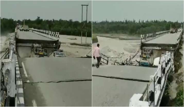 Bridge-over-Jakhan-river-at-Ranipokhari-Road-collapsed