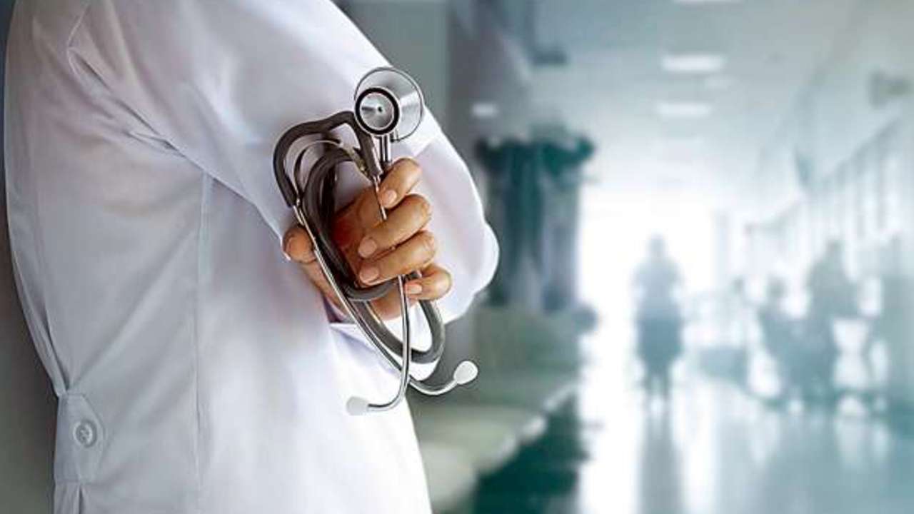 Fake-MBBS-government-doctor-was-revealed