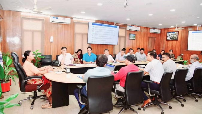 uttarakhand-meeting-radha-raturi